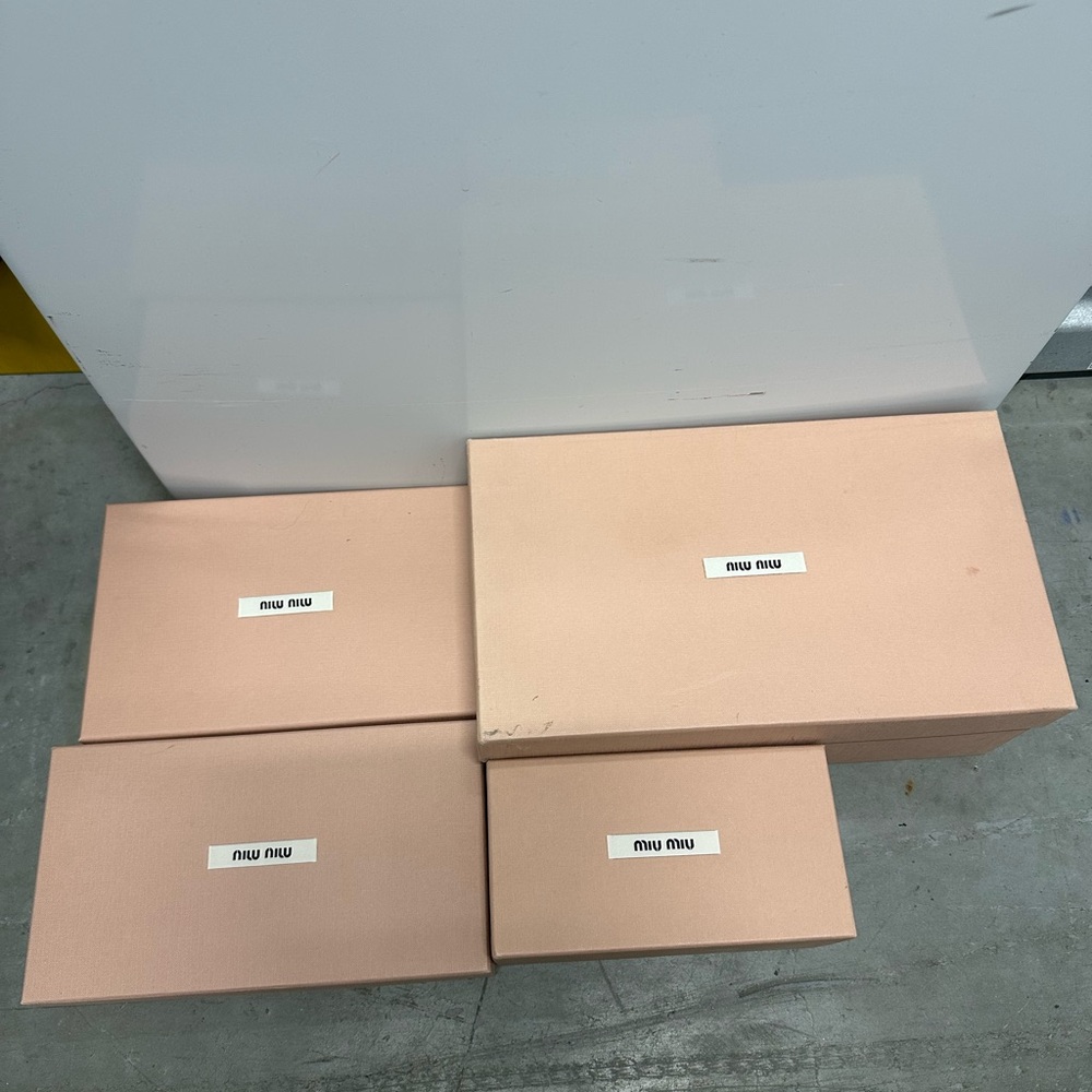 Miu Miu Blush Box Collection